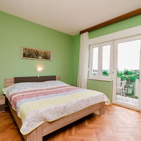 Apartment Ivanka Banjol Eksteriør billede